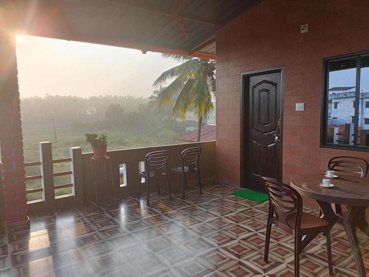 Maanyatha Home Stay マニパル エクステリア 写真