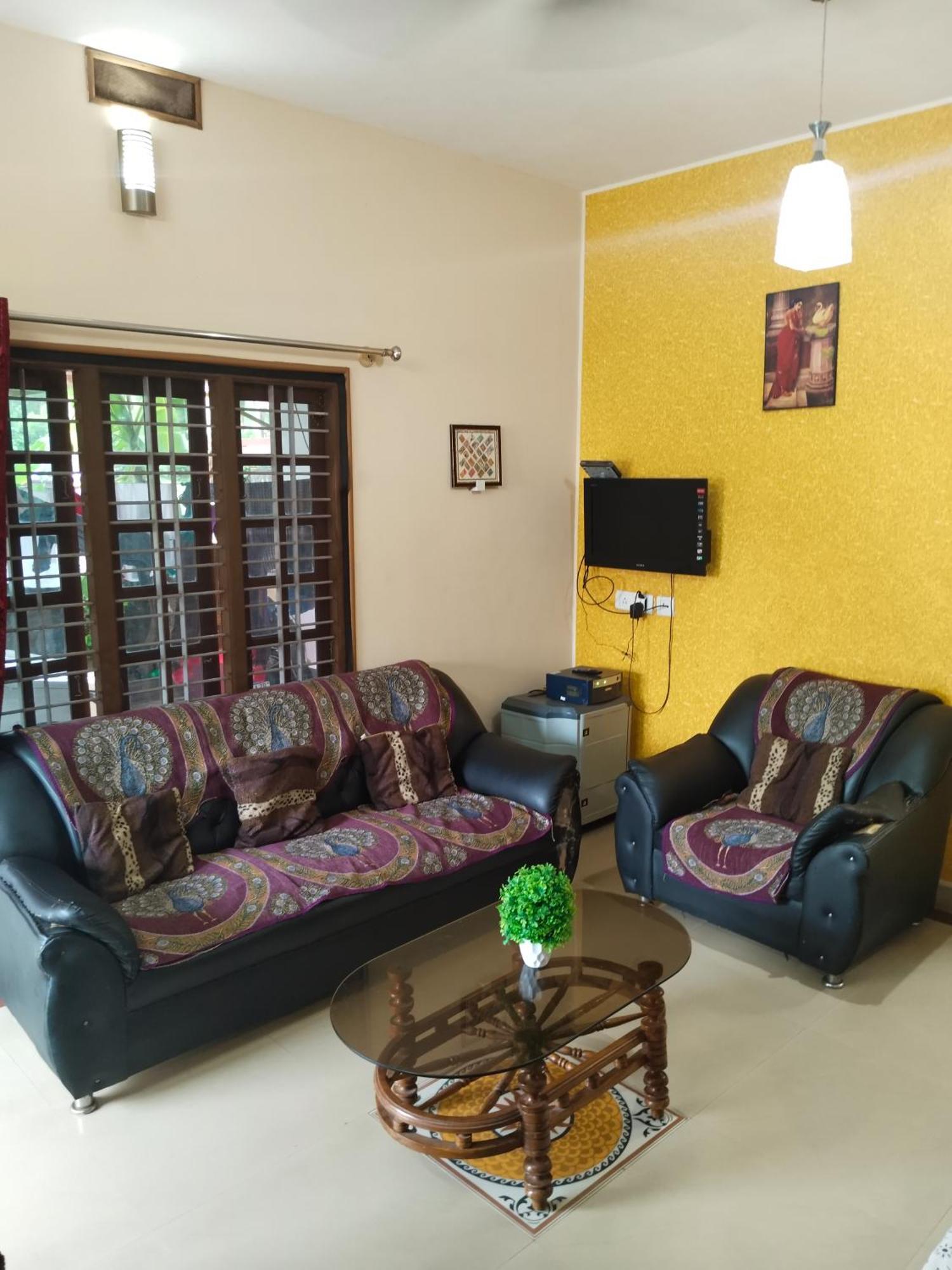 Maanyatha Home Stay マニパル 部屋 写真